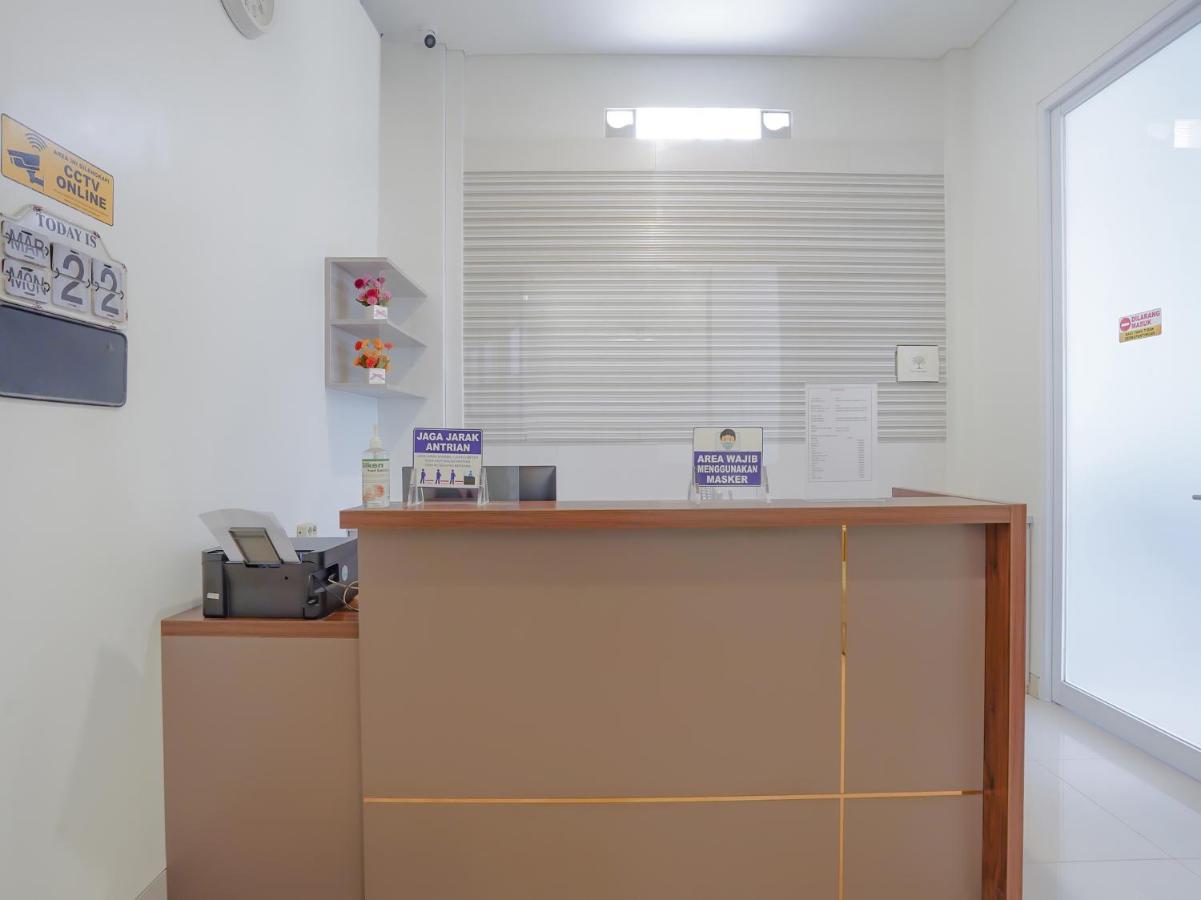 Super Oyo Capital O 90336 Olive Guest House Surabaya Exterior foto